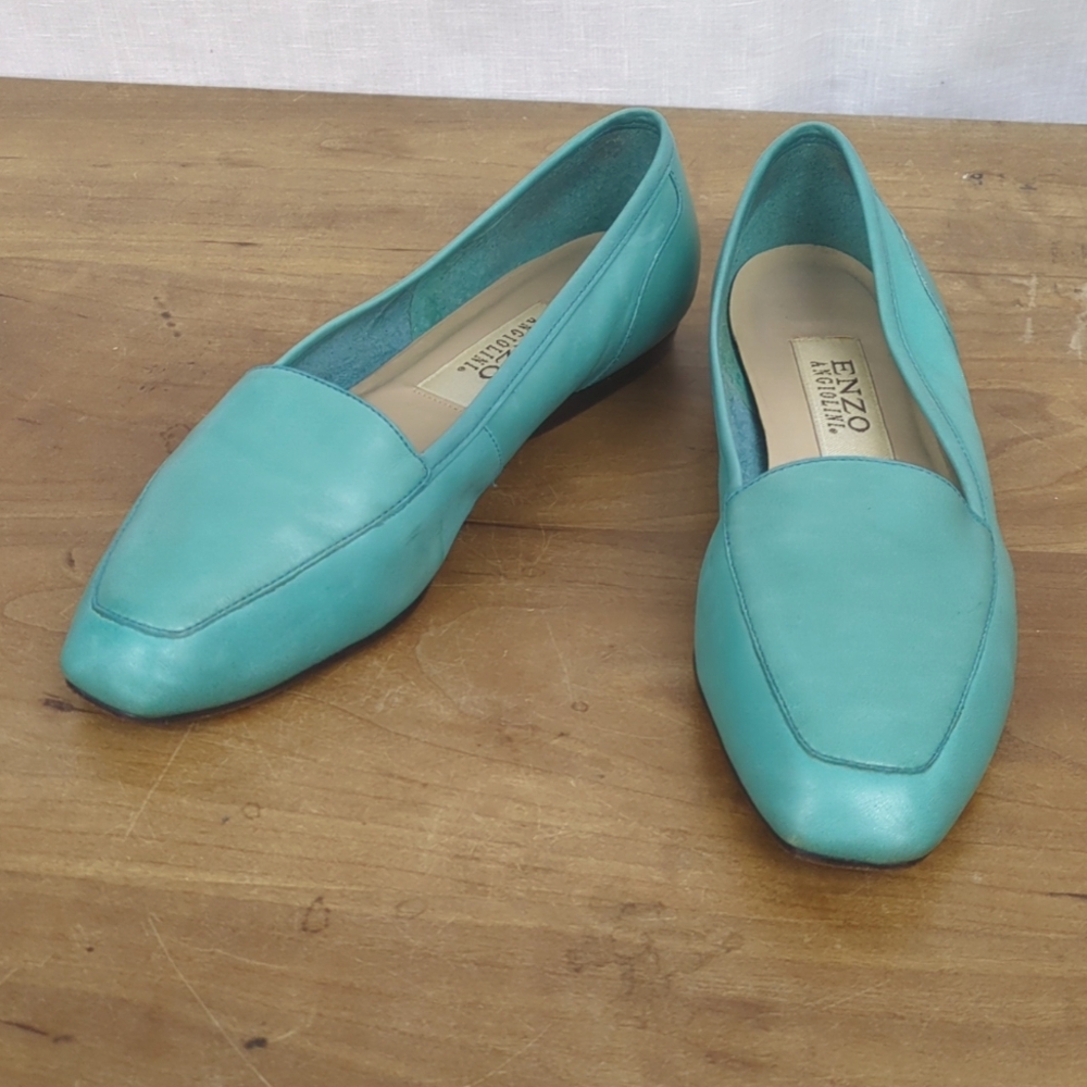 Vintage Leather Seafoam Ladies' flats Size 7.5M